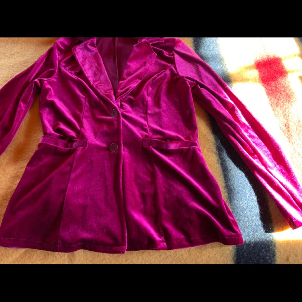 Velvet blazer.